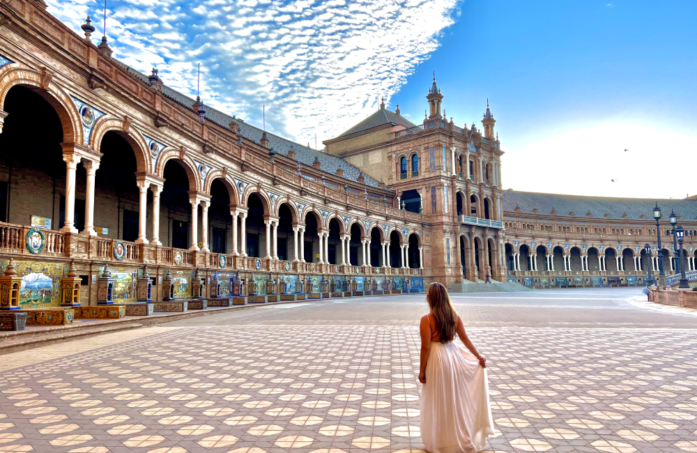 Travel Safety Tips for Woman- Plaza de España- Sevilla, Spain