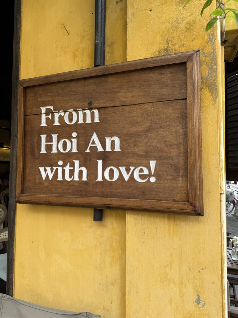 Things to do in Hoi An- Hoi An sign